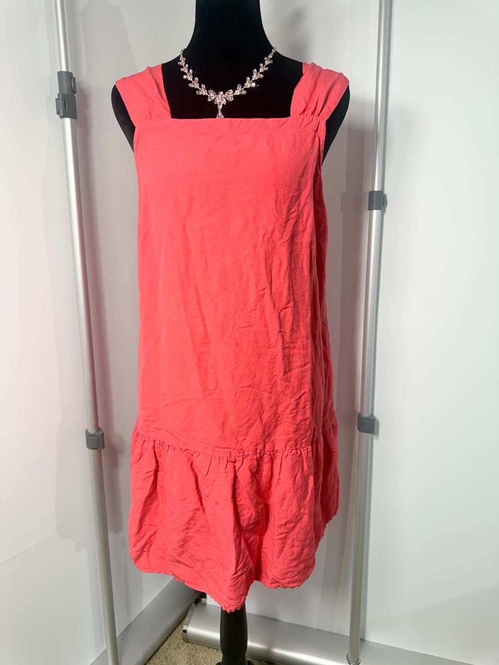 #254 LOFT Petites Coral Pink Square Neck Ruffle Hem Dresss-Medium